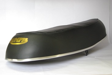 SEAT w/TRI LOGO GOLD (BLACK RIBBED ACROSS PATTERN & CHROMED PLASTIC TRIM) -67-68