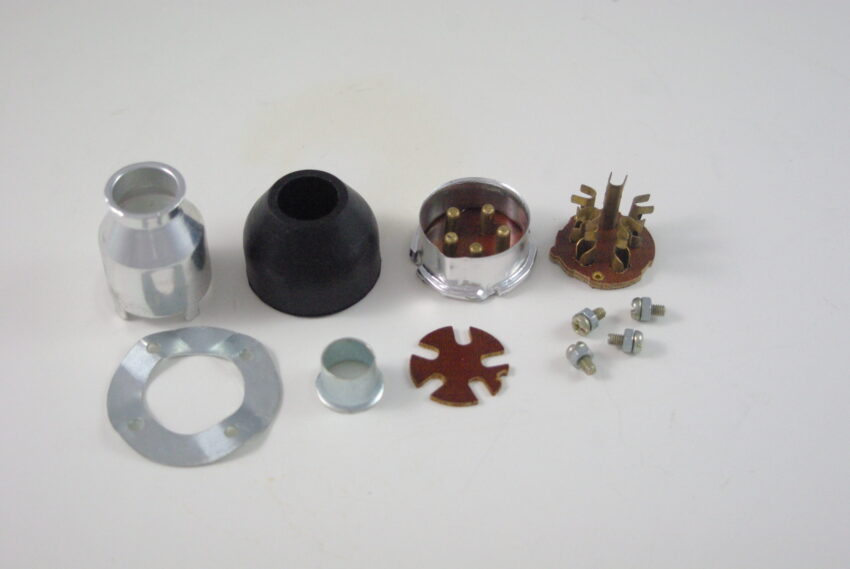 ASSEMBLY--COMPLETE HEADLAMP PLUG & SOCKET (QUICK DETACHABLE )