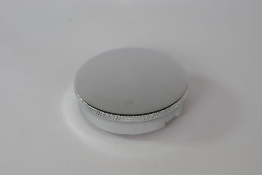 CAP - OIL TANK - NON-VENTED - CHROME PLATED - UK-MADE