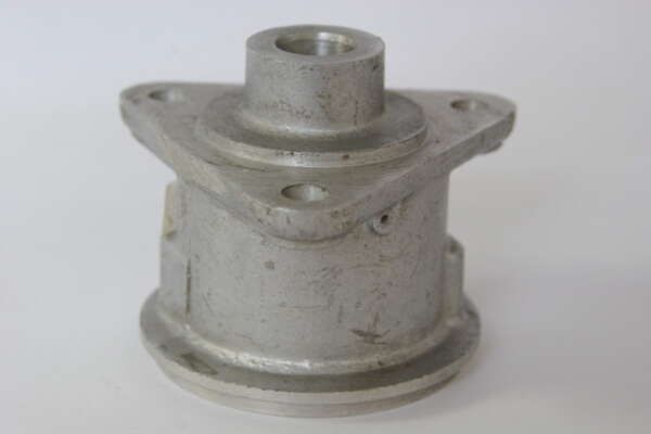 HOUSING - CONTACT BREAKER HOUSING -BARE - NOS*