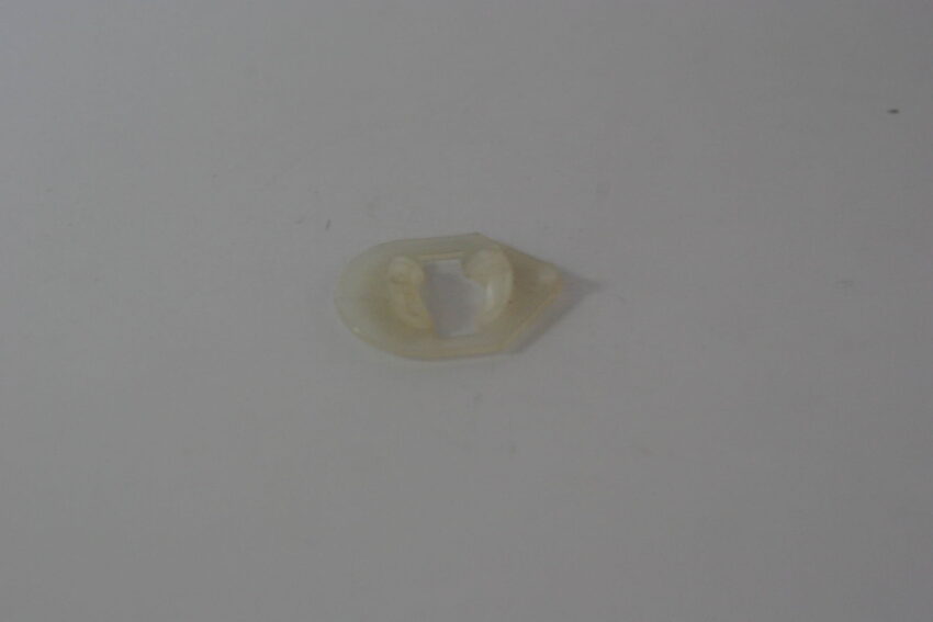 RECEPTACLE - SIDECOVER ROTOR LOCK FEMALE RECEPTACLE