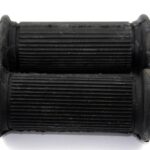 RUBBERS - FOOTREST - LARGE BORE (PR)