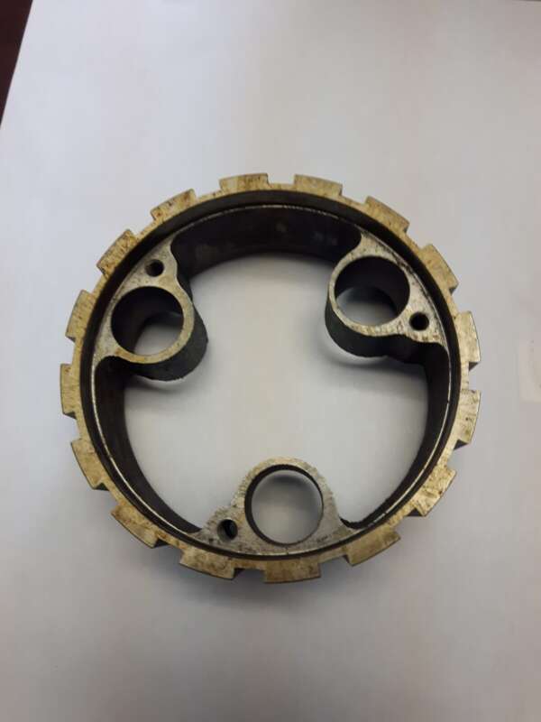 CLUTCH-CENTRE - (STEEL) - N