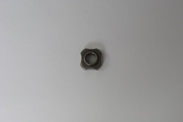 OIL RESTRICTOR