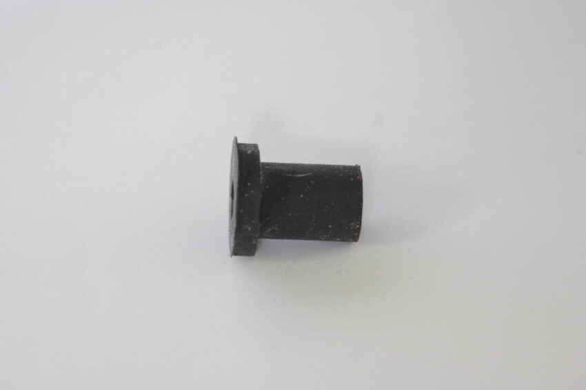 BUSHING FOR FRONT FENDER -RUBBER -CAN USE 82-6673 & MODIFY (SLIT w/EXACTO KNIFE)
